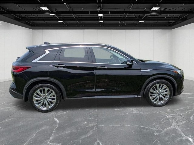 2024 INFINITI QX50 LUXE