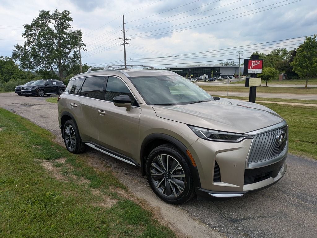 2026 INFINITI QX60 LUXE