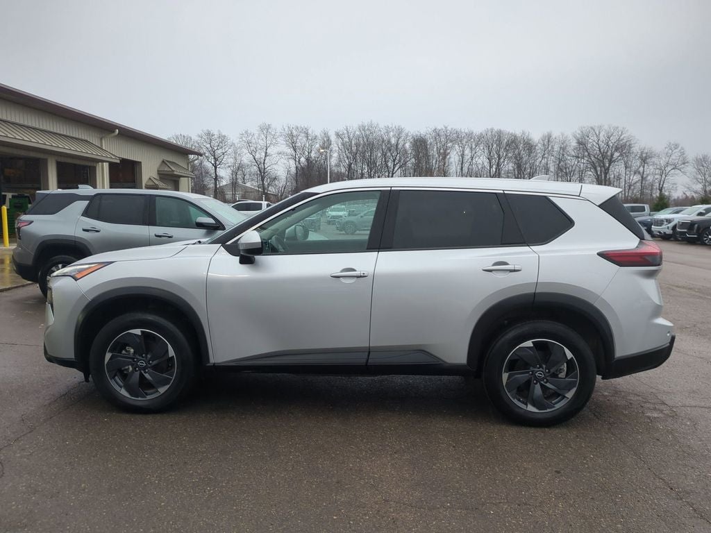 2025 Nissan Rogue SV