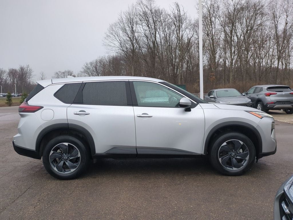 2025 Nissan Rogue SV