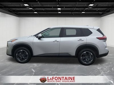 2025 Nissan Rogue SV