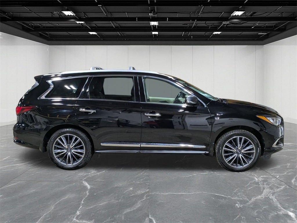 2019 INFINITI QX60 LUXE