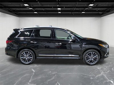 2019 INFINITI QX60 LUXE