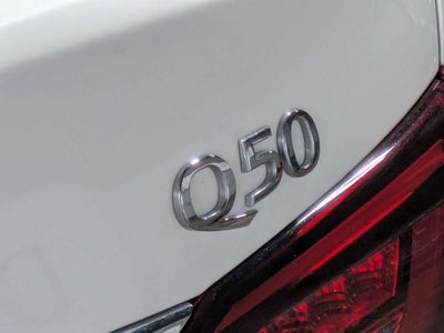 2023 INFINITI Q50 LUXE