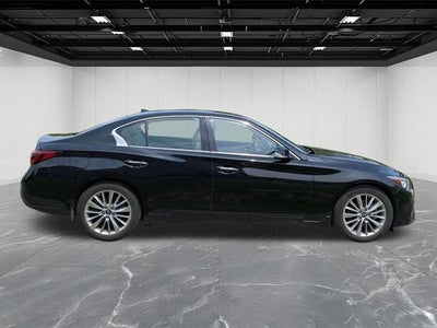 2023 INFINITI Q50 LUXE
