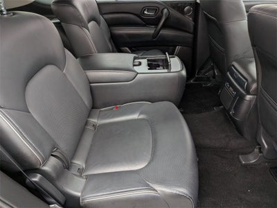 2022 INFINITI QX80 LUXE