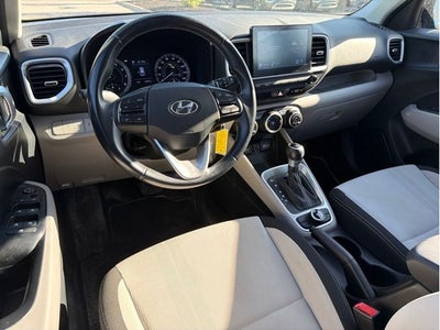 2022 Hyundai Venue SEL