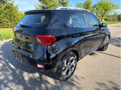 2022 Hyundai Venue SEL