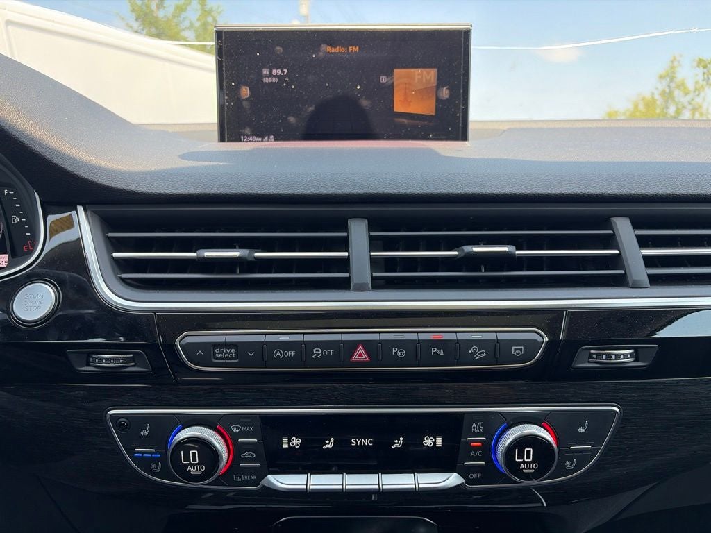2019 Audi Q7 55 Premium Plus quattro