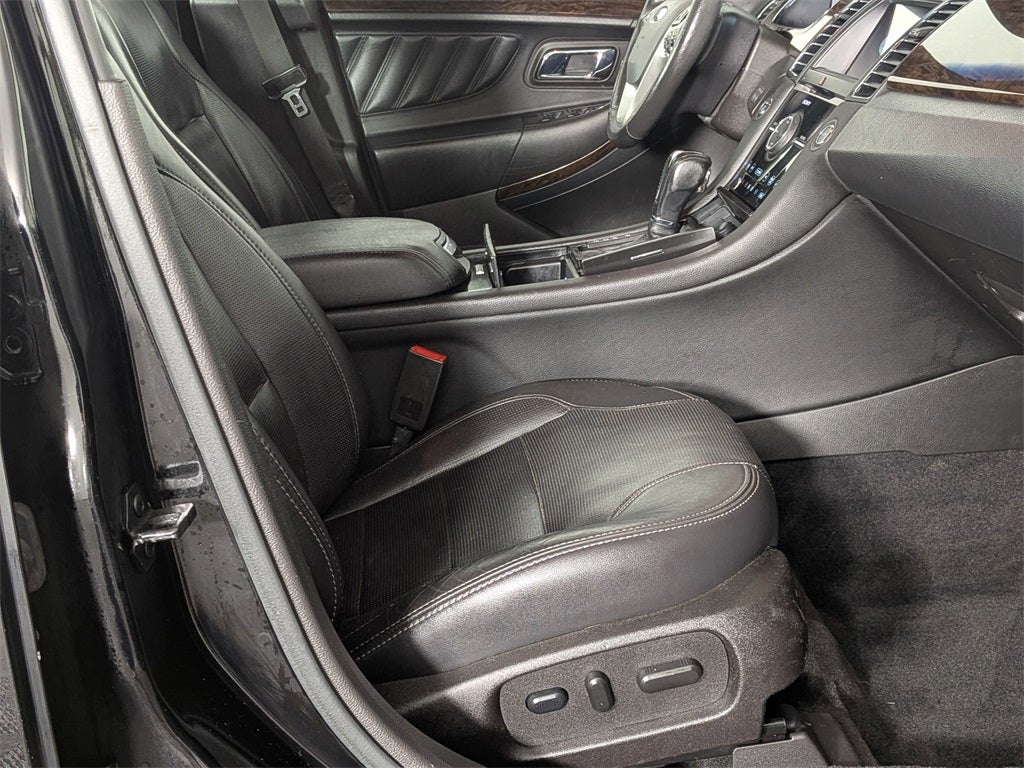 2018 Ford Taurus Limited