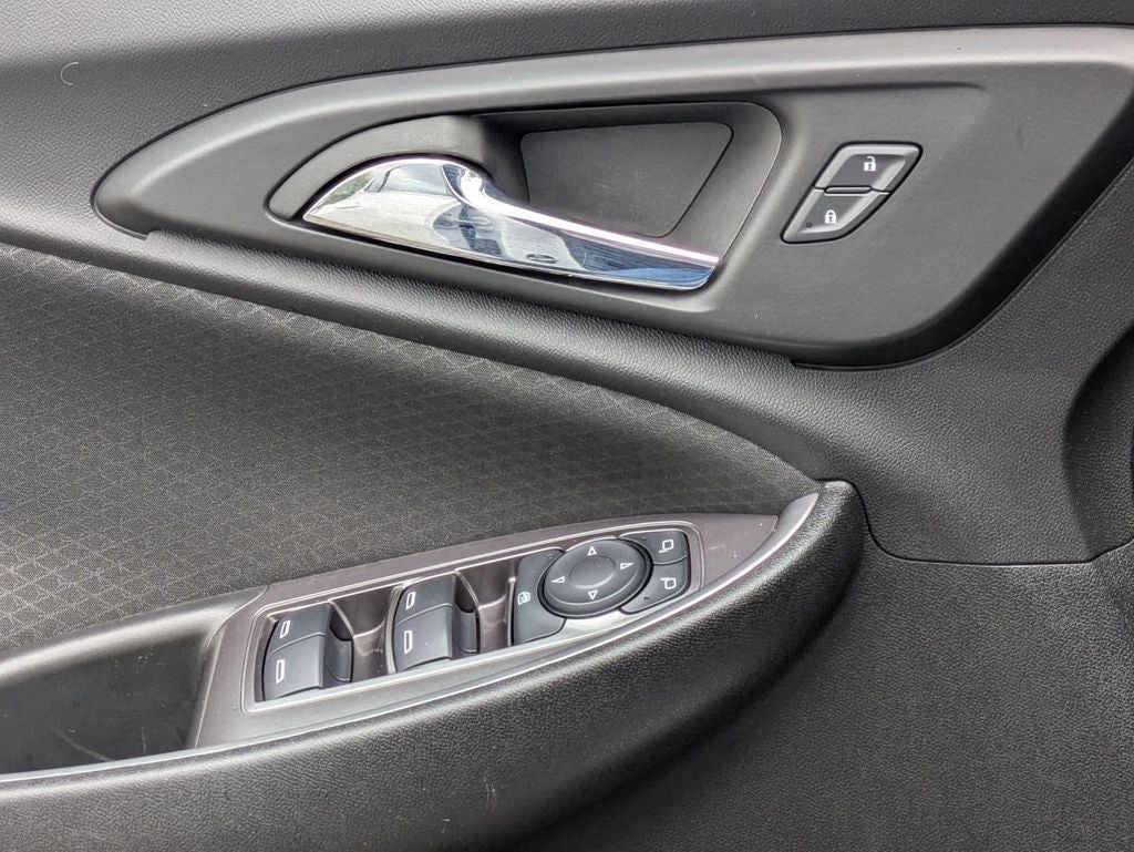 2022 Chevrolet Malibu LS 1LS