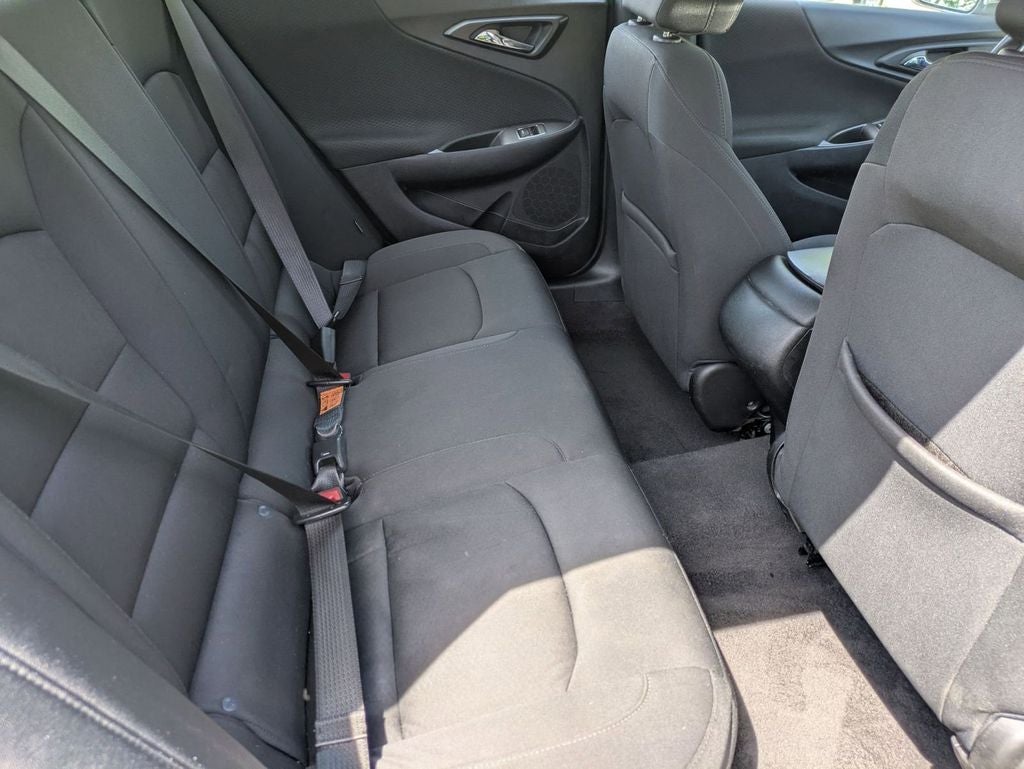 2021 Chevrolet Malibu LS 1FL