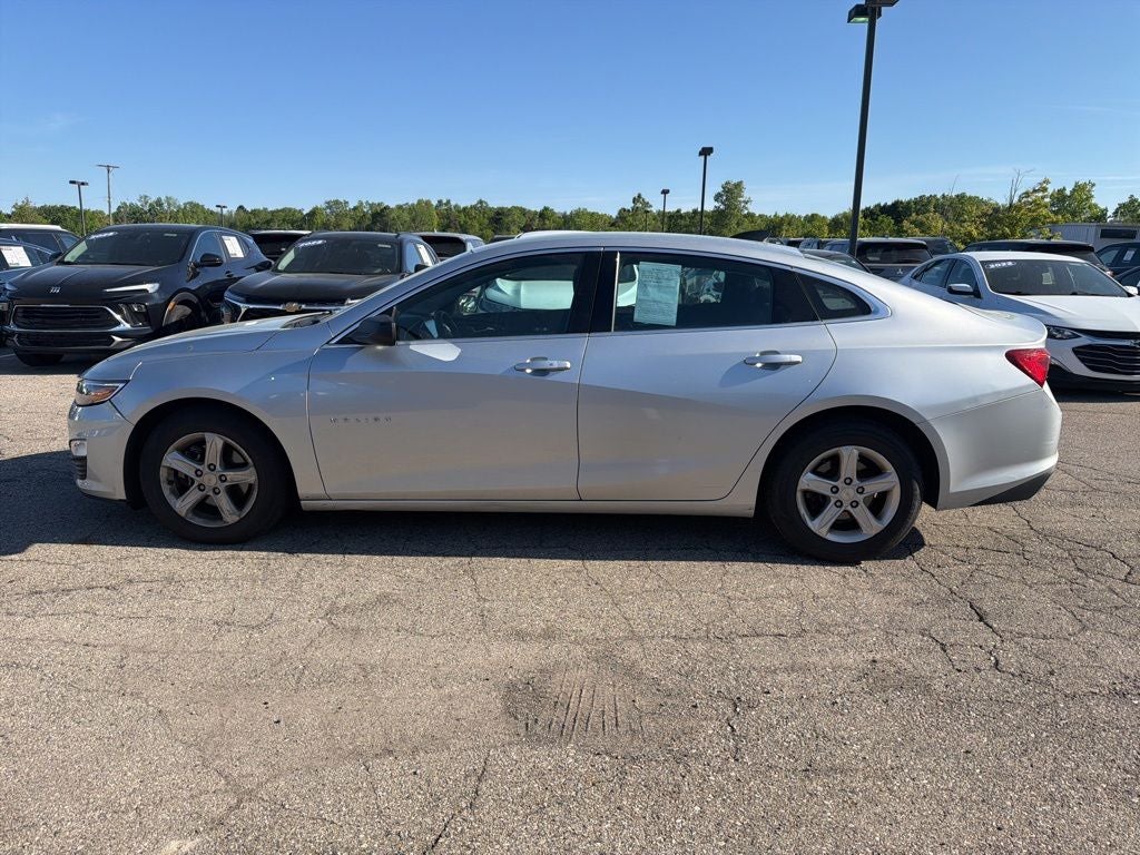 2021 Chevrolet Malibu LS 1FL