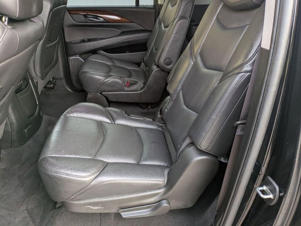 2017 Cadillac Escalade ESV Luxury
