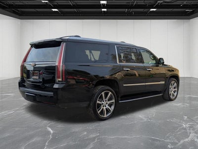 2017 Cadillac Escalade ESV Luxury