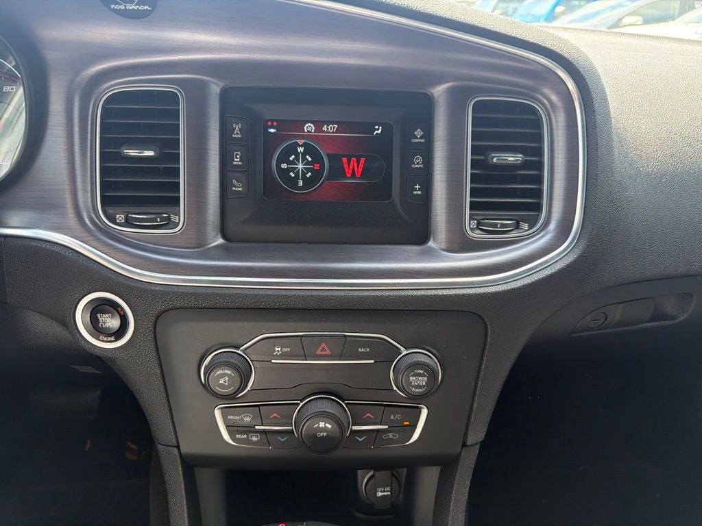 2016 Dodge Charger SE