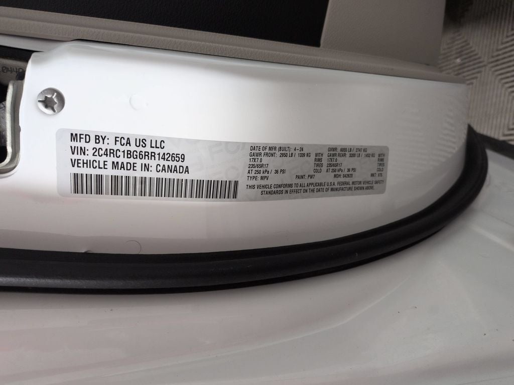 2024 Chrysler Pacifica Touring L