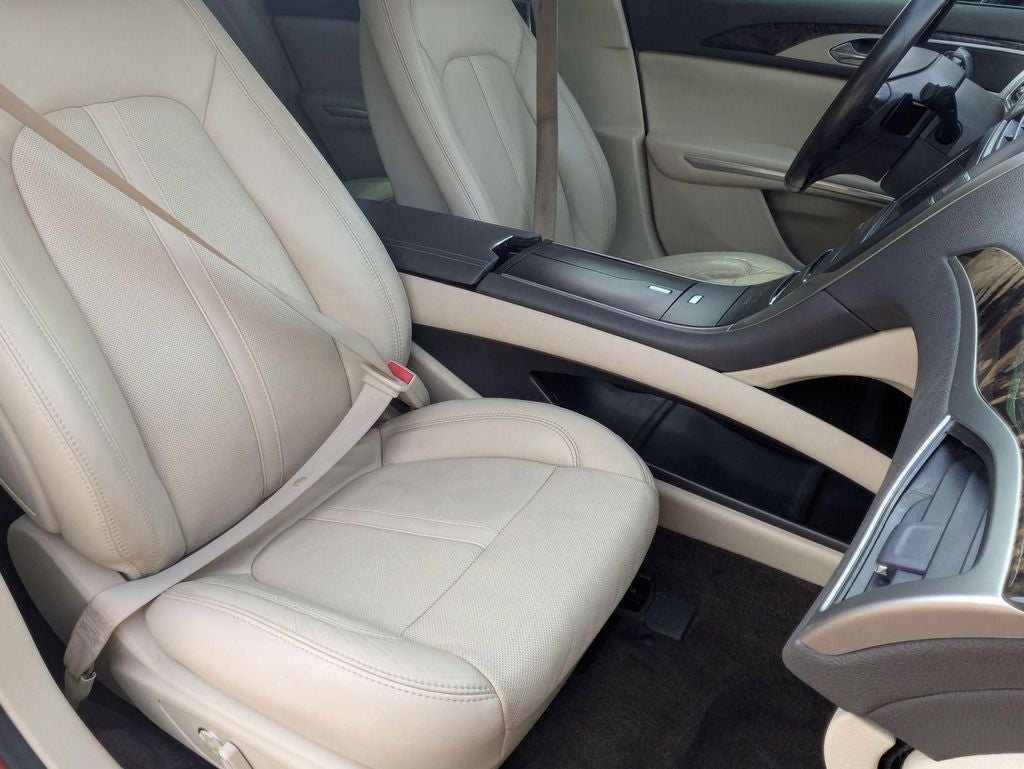 2015 Lincoln MKZ Base