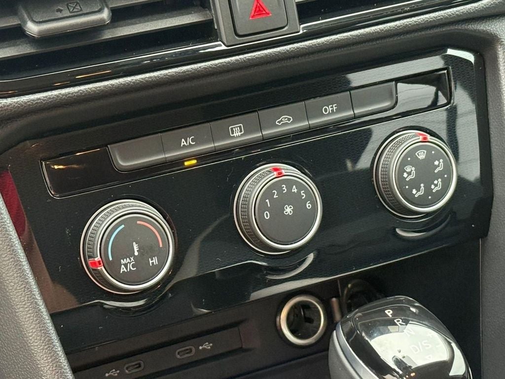 2025 Volkswagen Taos 1.5T S