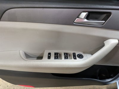 2016 Hyundai Sonata Base