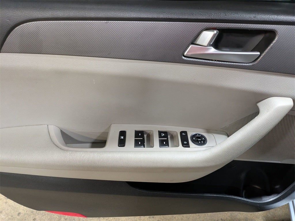 2016 Hyundai Sonata Base
