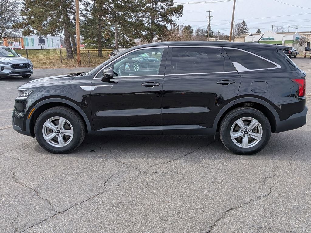 2023 Kia Sorento LX