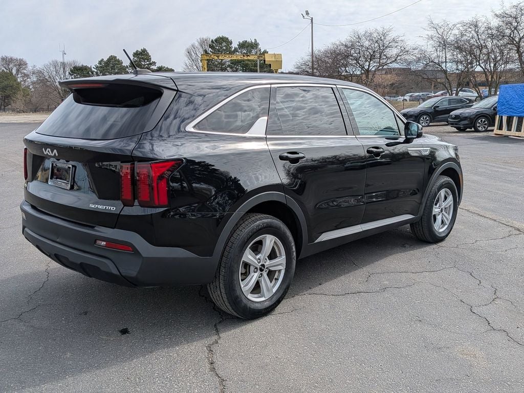 2023 Kia Sorento LX