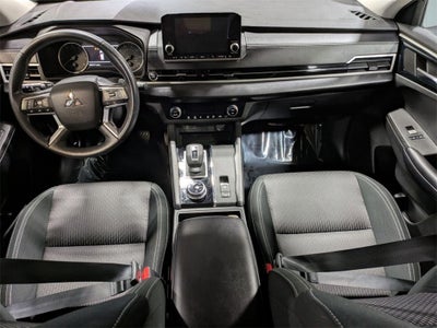 2022 Mitsubishi Outlander ES