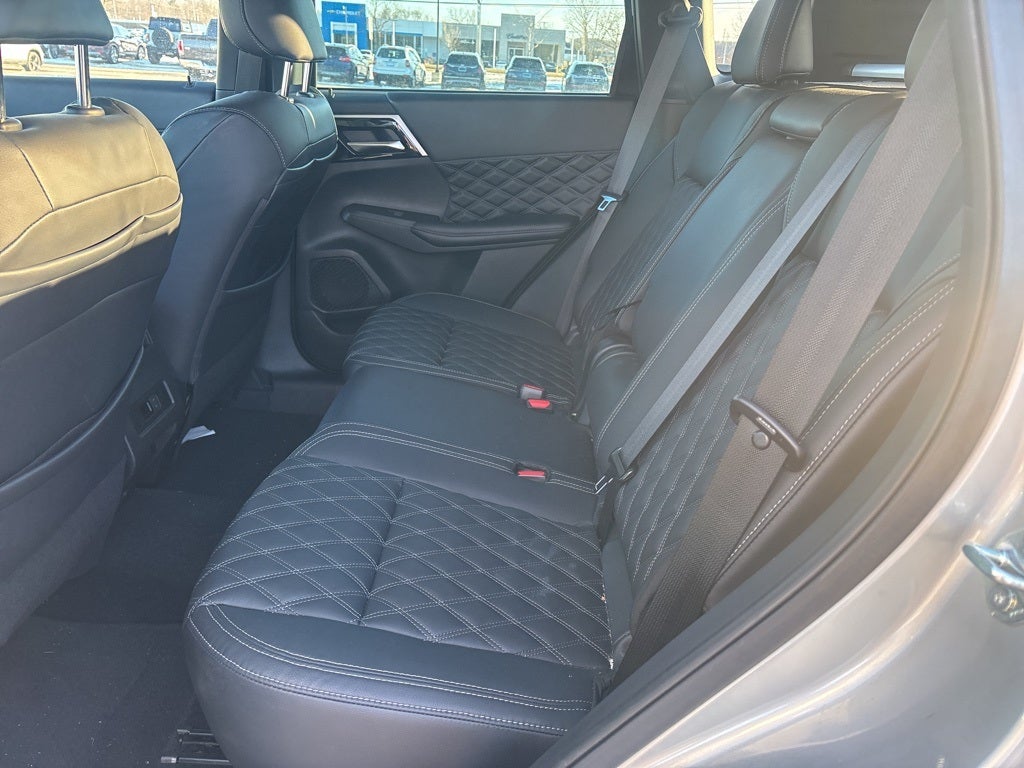 2022 Mitsubishi Outlander SEL