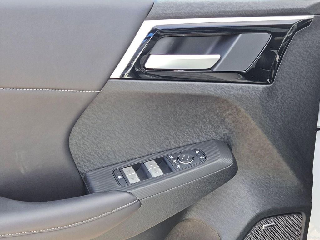 2025 Mitsubishi Outlander Trail Edition