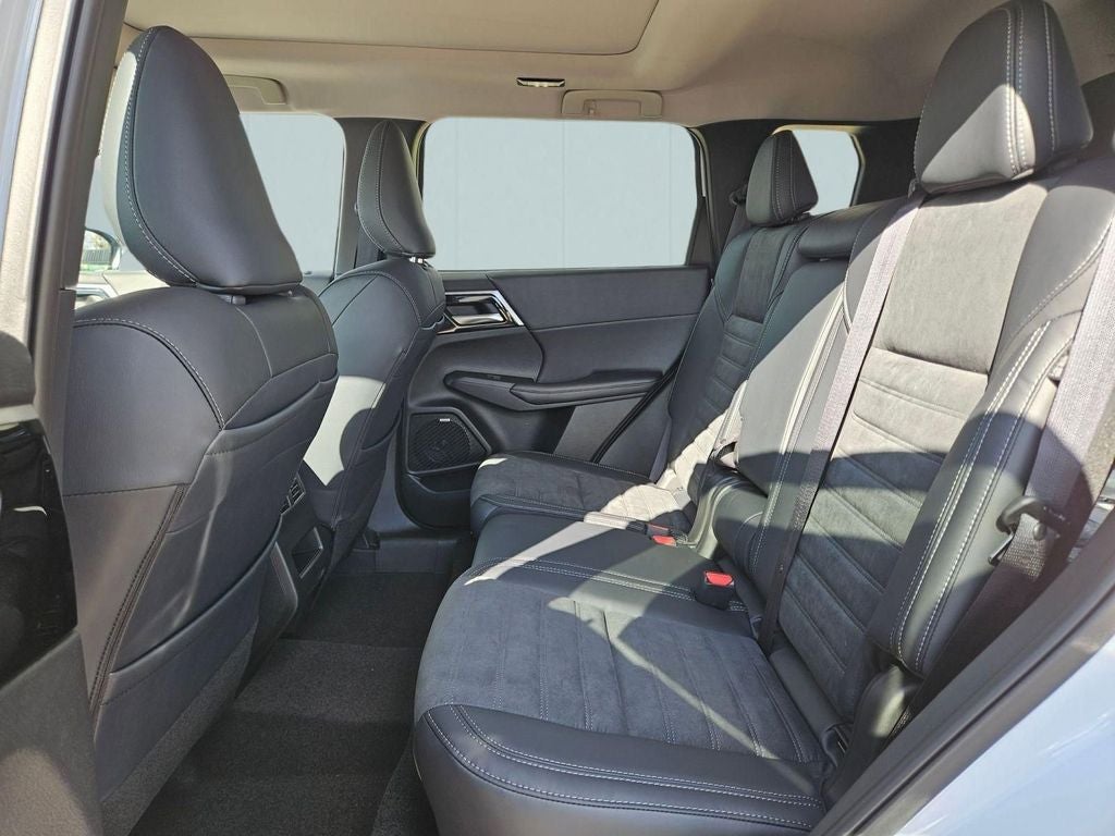 2025 Mitsubishi Outlander Trail Edition