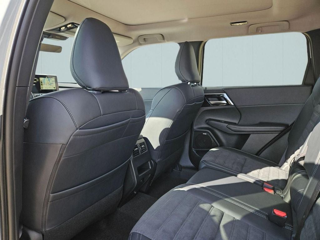 2025 Mitsubishi Outlander Trail Edition