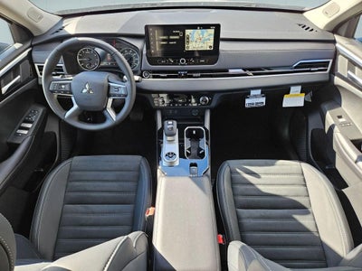 2025 Mitsubishi Outlander Trail Edition