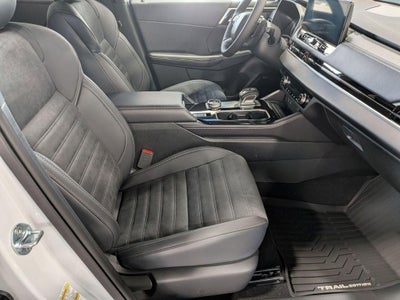 2025 Mitsubishi Outlander Trail Edition