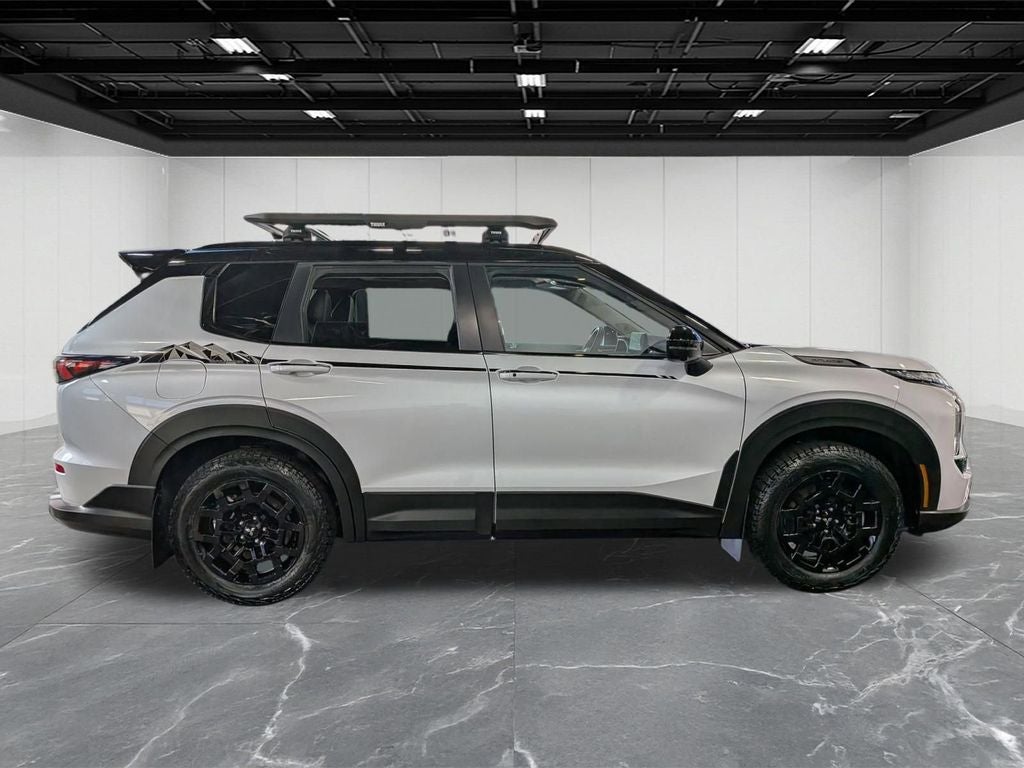 2025 Mitsubishi Outlander Trail Edition