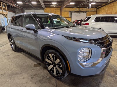 2025 Mitsubishi Outlander SEL