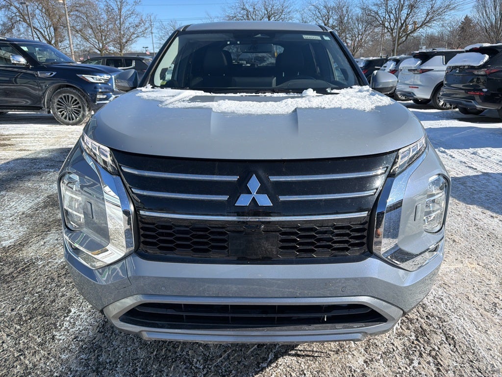 2025 Mitsubishi Outlander SEL