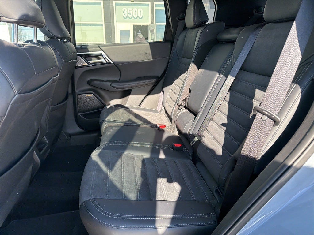 2025 Mitsubishi Outlander SEL