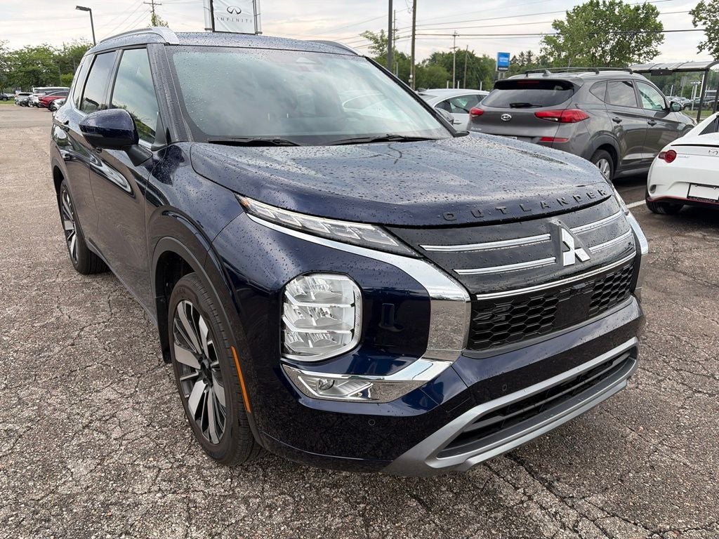 2026 Mitsubishi Outlander SEL