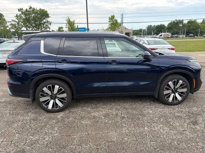 2026 Mitsubishi Outlander SEL