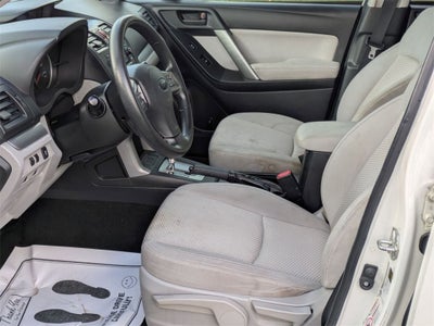 2015 Subaru Forester 2.5i