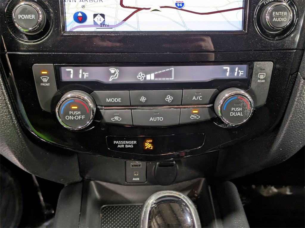 2017 Nissan Rogue SV