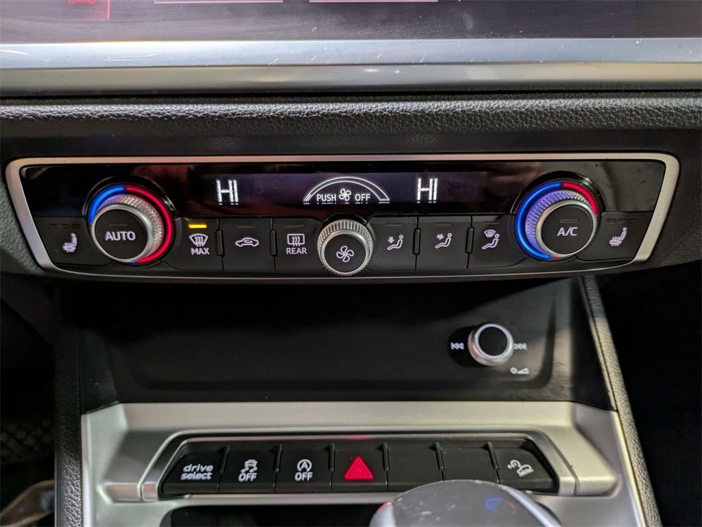 2020 Audi Q3 Premium quattro