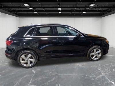 2020 Audi Q3 Premium quattro