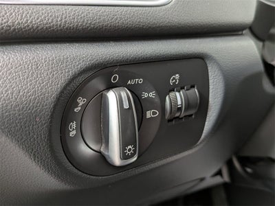 2018 Audi Q3 2.0T Premium quattro