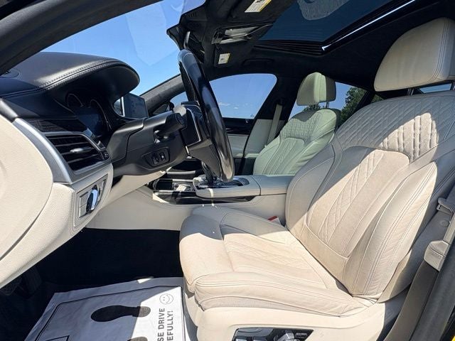 2018 BMW 7 Series 750i xDrive