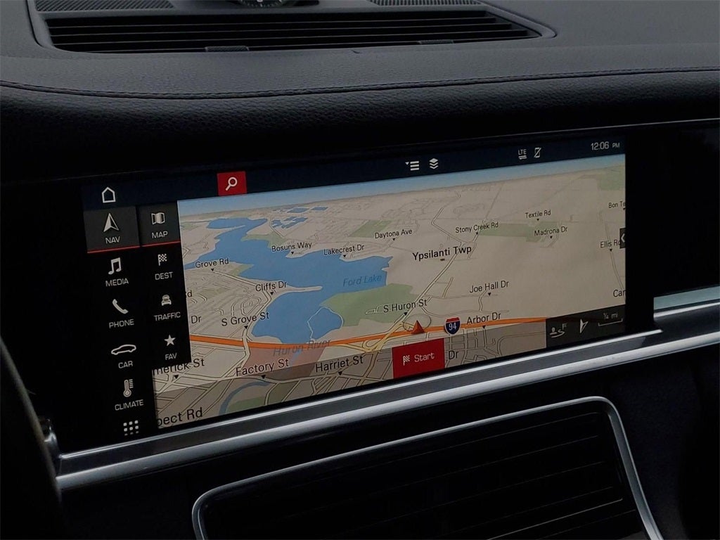 2018 Porsche Panamera 4