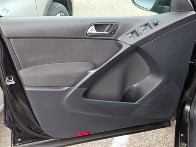 2018 Volkswagen Tiguan Limited 2.0T 4Motion