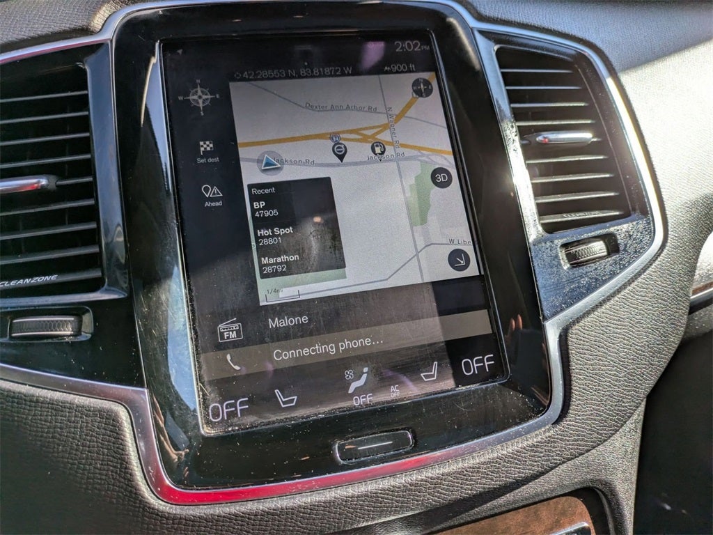 2016 Volvo XC90 Hybrid T8 Momentum