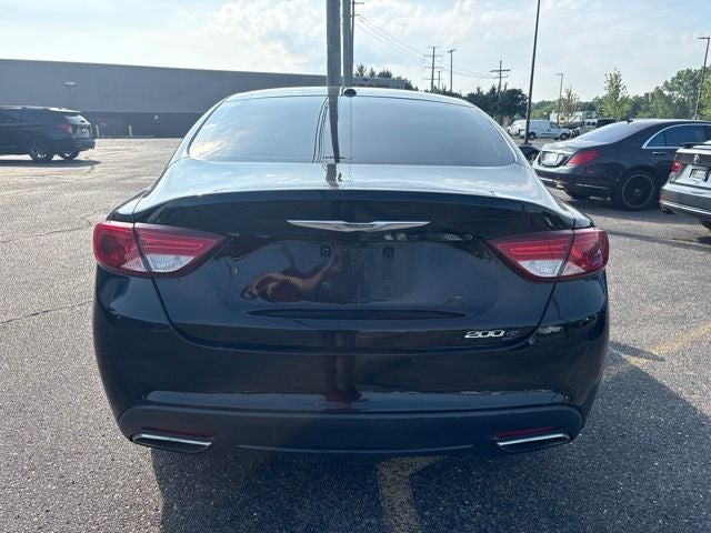2016 Chrysler 200 S